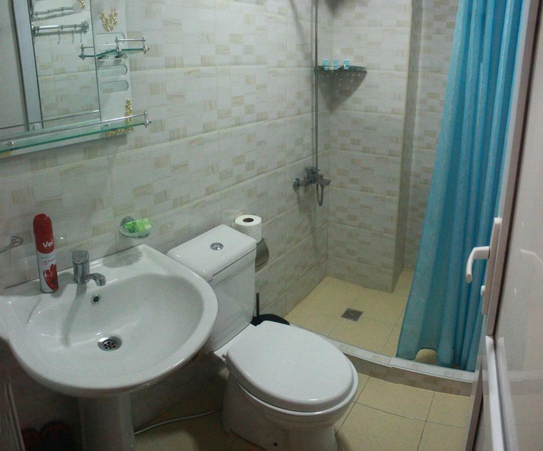 Hotel Tao Batumi Quarto foto