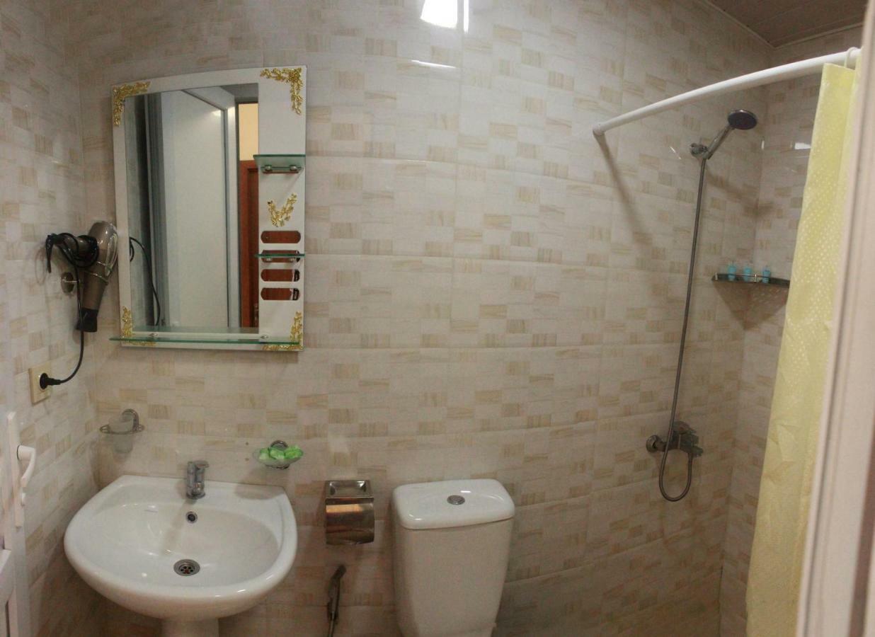 Hotel Tao Batumi Quarto foto